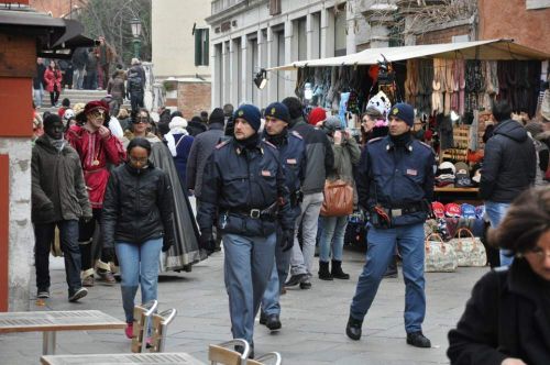 Sgominata a Venezia cellula jihadista. Volevano colpire sul ponte di Rialto