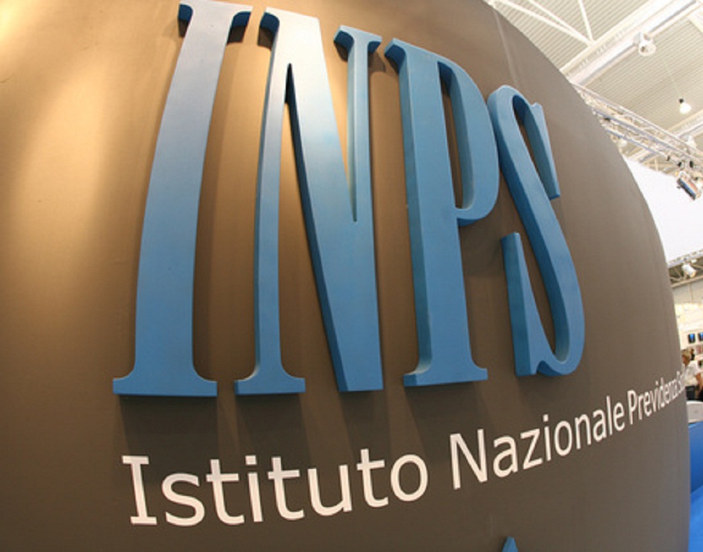 Inps, dal 16 agosto si può delegare l'accesso ai servizi online
