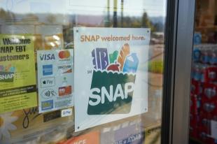 Snap provides support with grocery shopping Snap provides support with grocery shopping